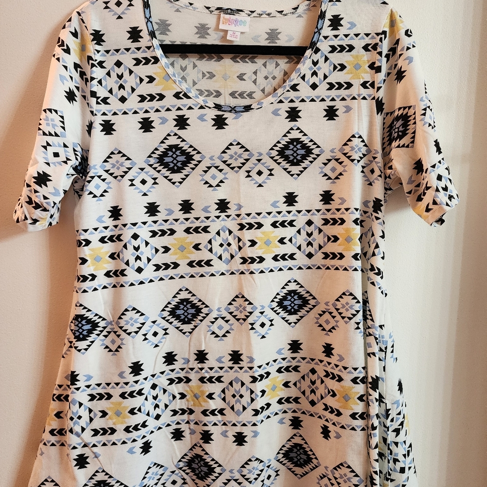 LuLaRoe Geometric Patterned Blouse
